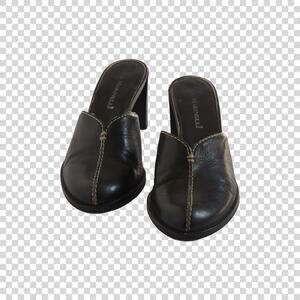 Women's Black and Brown Court